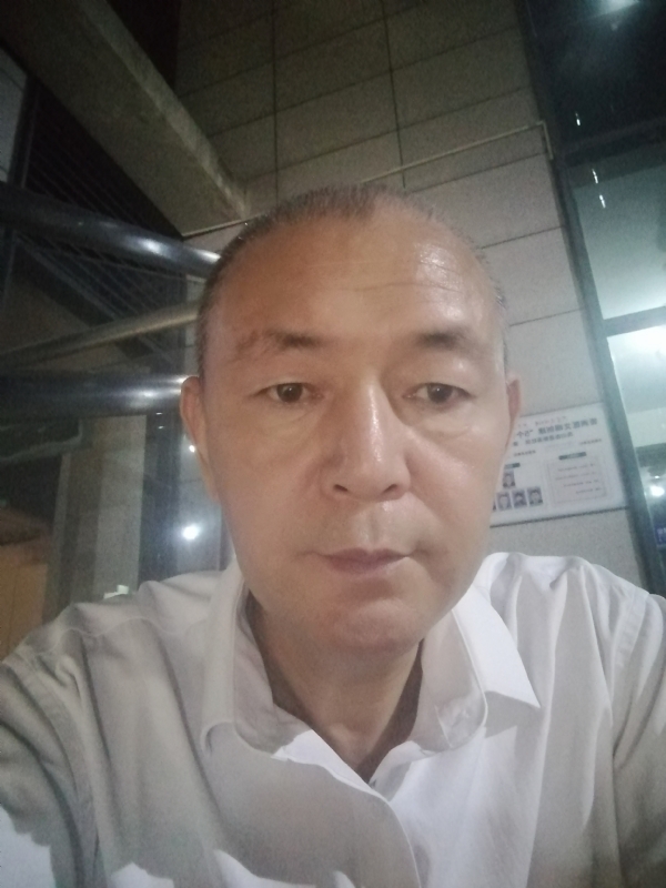 老李的第一张照片--珠海闪婚服务中心
