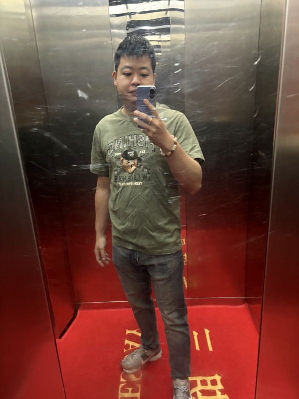 小张的第一张照片--珠海闪婚服务中心